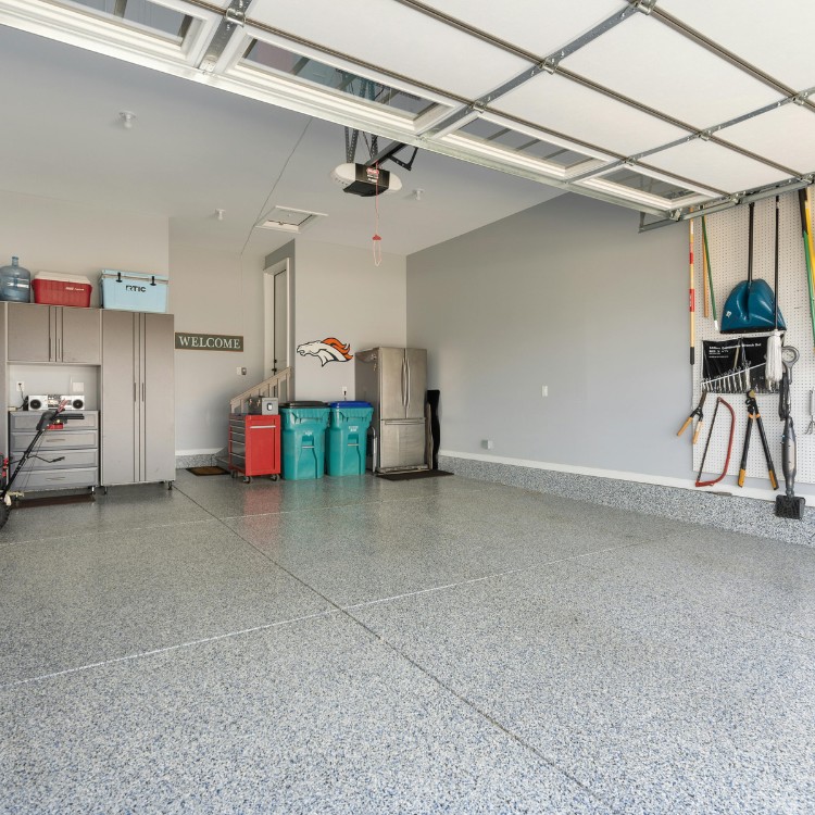 Plastering and Deck Coating in Southern California Plastering and Deck Coating in Southern California